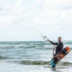 Sarp Levendoğlu Instagram - ROCK 🤘🌊 @surfschoolistanbul #kilyos #kitesurfing @gaastra_tabou_international Surf School Istanbul