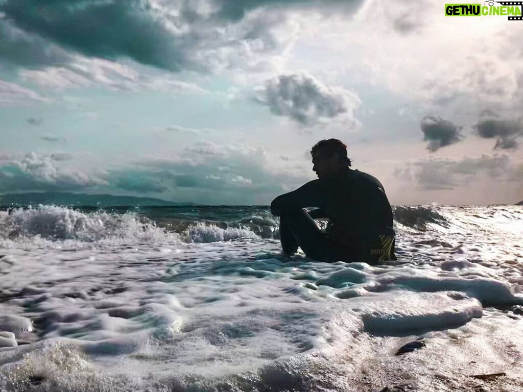 Sarp Levendoğlu Instagram - Home Sweet Home 🌊 #sarplevendoğlu #datça #dalga #windsurf #deniz #nefes Datça, Mugla