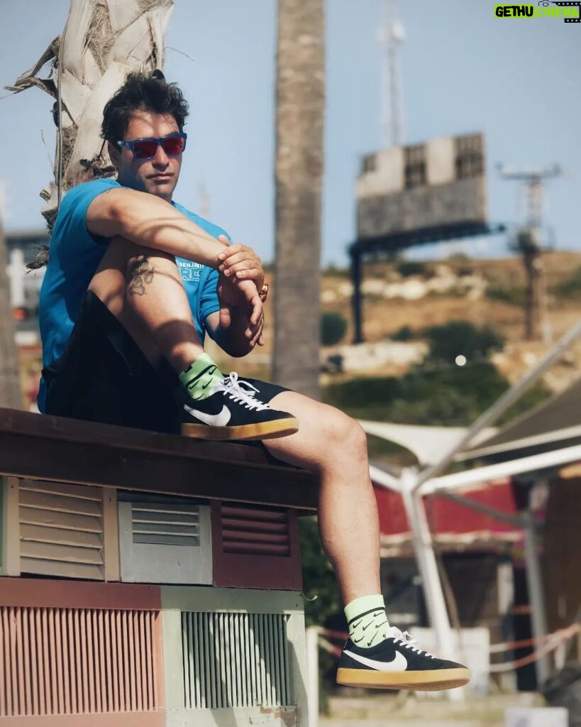 Sarp Levendoğlu Instagram - Check-out Before Planing🤙🏄 Bu Bi Sörf Okulu