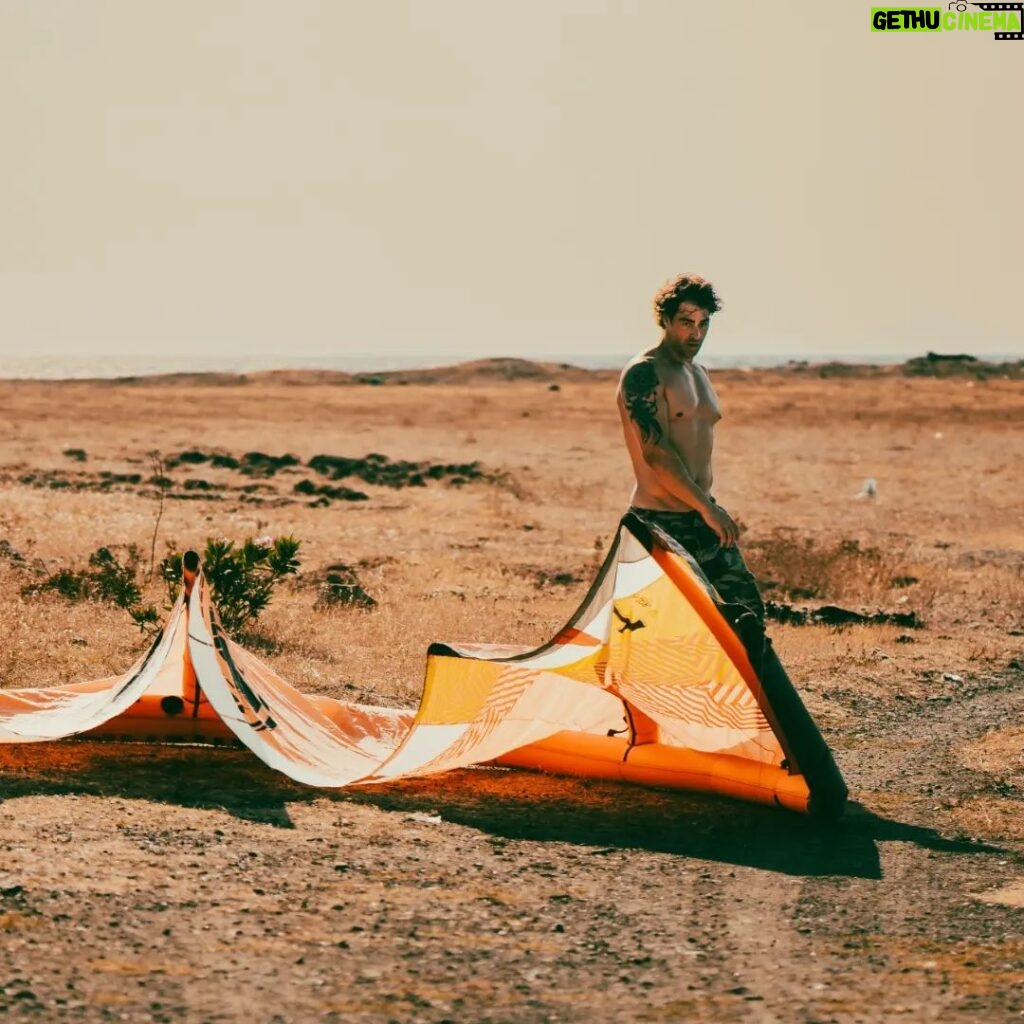 Sarp Levendoğlu Instagram - IN THE MİDDLE OF NOWHERE, 📌 #kitesurfing #kitesurf Datça, Mugla
