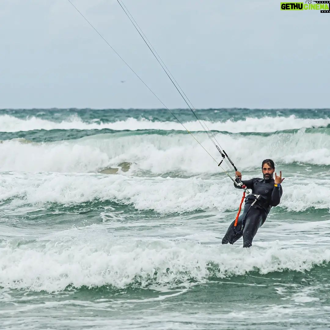 Sarp Levendoğlu - 7.1K Likes - ROCK 🤘🌊
@surfschoolistanbul #kilyos #kitesurfing @gaastra_tabou_international