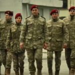Sarp Levendoğlu Instagram - 🇹🇷⚔️ Savaşçı 5.Sezon 💯.Bölüm 10 Nisan Cumartesi Günü Saat 20:00'da FOX TV'de. #kılıçtimi #savaşçı #yörükhaydar @savascifox @foxturkiye @limon_film @karadagli.tamerr @murat.serezli @edizhunkaktusbahcesi @erkanmrc @ekinmertdaymaz @aniltetik @serenayaktas @ersinolgac @srknkuru @alitarikfindik @alpoyken @yigitanildinkci @sahverdialieren @elitandaccam @rejimantasyon