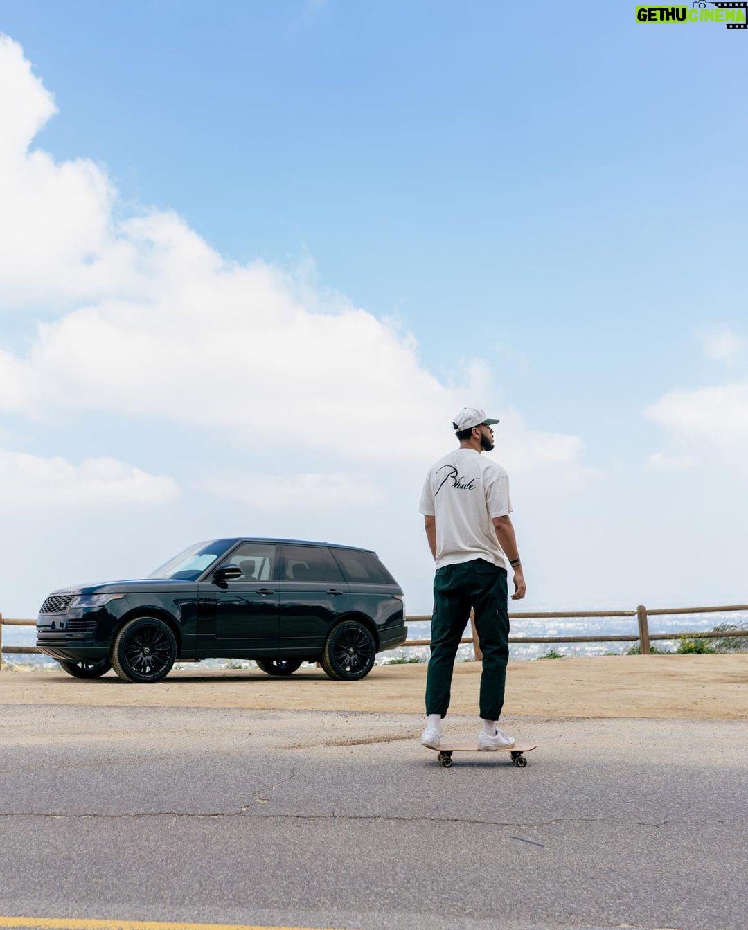 Sarunas J. Jackson Instagram - @landroverusa 🤟🏽😎✌🏽 📸 @themiikec #LandRover 2021 #RangeRover Had me feeling like a boss! Los Angeles, California
