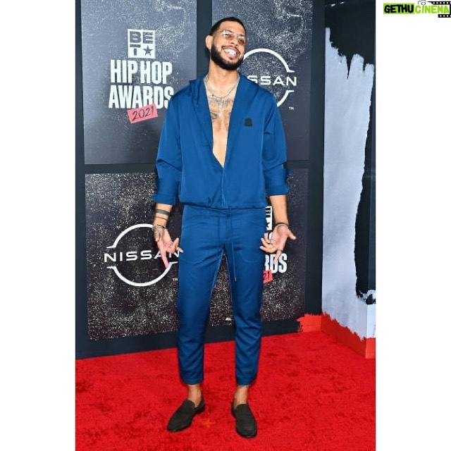 Sarunas J. Jackson Instagram - @bet Hip Hop Awards.. I held it down on the red carpet and got to talk to artist I ROCK with heavy! Atlanta, Georgia