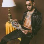Sarunas J. Jackson Instagram - So I did a shoot w/ @muzethemag 😎@laurentakespix had me feeling like a MODEL model 😂 🤙🏽 #DecemberIssue Hair&Make Up: @kimmieshaye wardrobe stylist:@jamar_hart @eagleeyefashionproduction Location: @ohshootstudio Los Angeles, California
