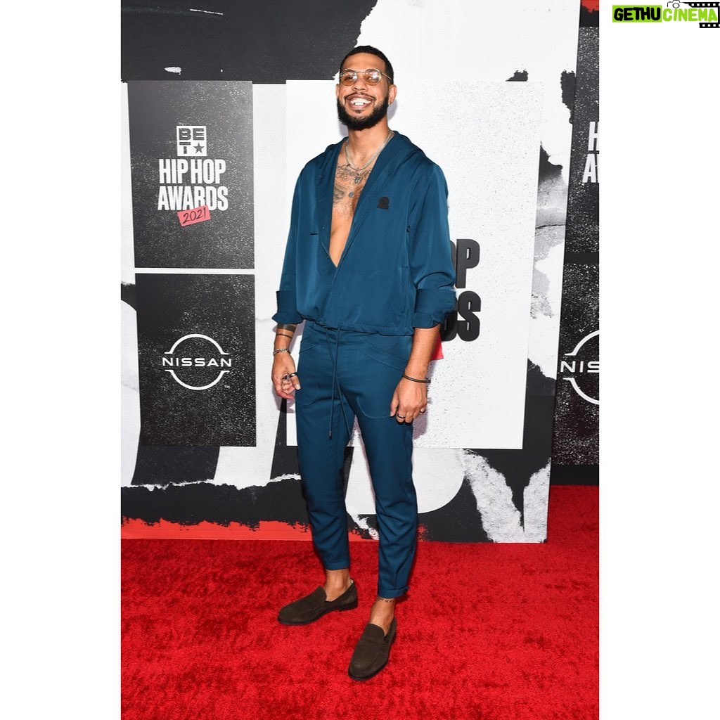 Sarunas J. Jackson Instagram - @bet Hip Hop Awards.. I held it down on the red carpet and got to talk to artist I ROCK with heavy! Atlanta, Georgia