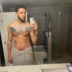 Sarunas J. Jackson Instagram - I’m always hungry for progression. I’ve had an inconsistent journey with my body for years due to a back injury. As a former athlete, most my life my identity was tied with my physical body. When that has been taken from me at times, my mental health was too. Took me to a negative space to not be able sit in a car without feeling extreme pain. I’m so grateful to be in the space I’m in now. From squatting (kinda lol) 315 lbs, to boxing, hoopin, playing with my daughter and God kids.. So much to be thankful for. I had to take accountability (which is scary for most) and decide to take control of my mental health and physical health. If you are in a place you are not happy in, YOU have more power then you give yourself credit for. Your mind is your strongest tool and you can get on the path you want. Prioritizing my mental is what allowed me to get physically healthy and set my routines and diet. Outside opinions of others mean NOTHING. If people are lying and putting THEIR limitations on you, that is THEIR issue and not YOURS. You are what you attach to I am (Confucius). S/O to @liftsociety for providing a space for me to maintain my mind and body 🙏🏽💪🏽 And to @q24training and @craigliebenson for getting me on the right track 💙🫡 1st slide: Oct 2022 (Left) Sept 2023 (Right) 🙏🏽 And others are throughout the past 3 years. Los Angeles, California