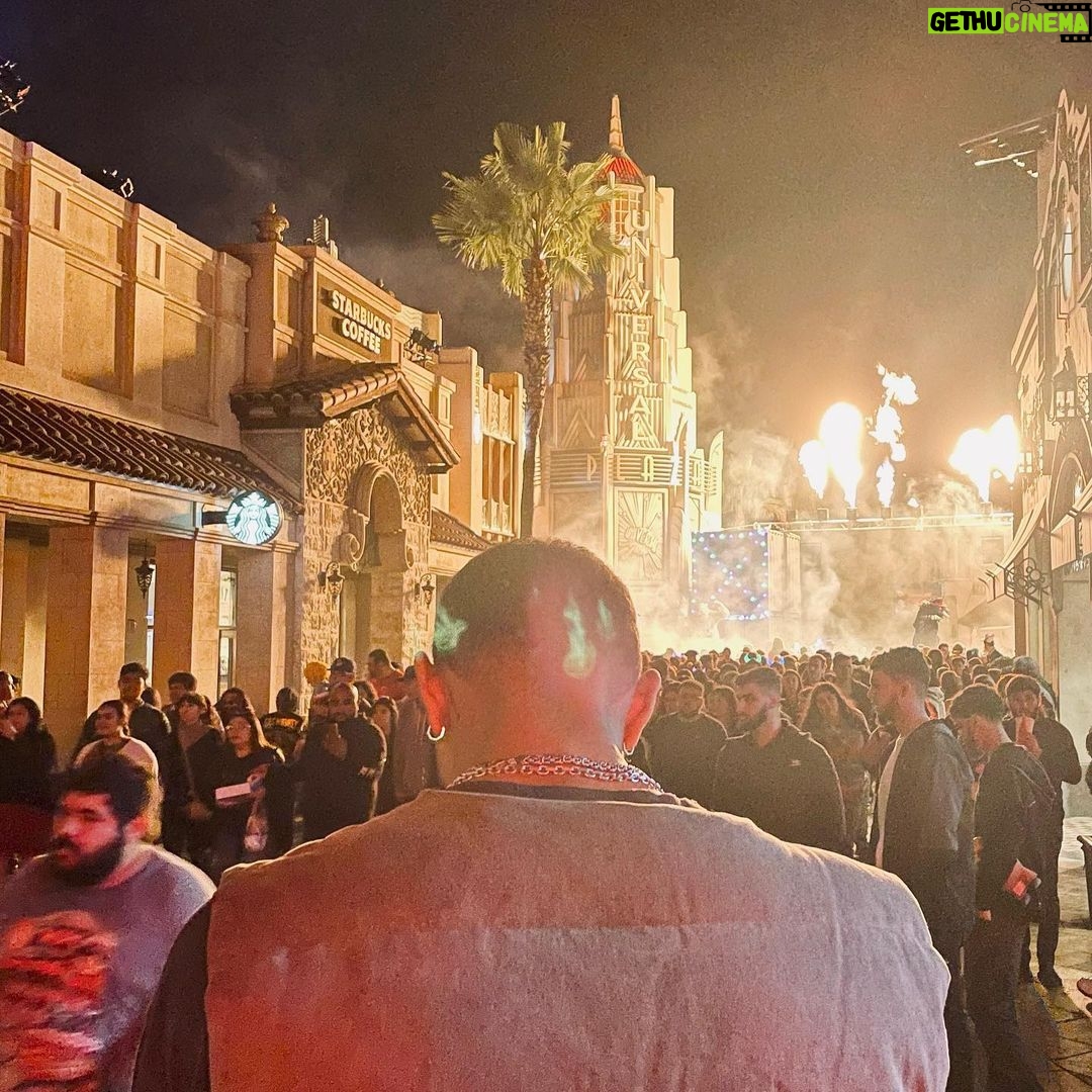 Sarunas J. Jackson Instagram - A @horrornights type of night. Itβs my favorite time of year ππ Universal Studios Hollywood