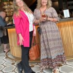 Saskia Thuot Instagram – Sortir ma baby au nouveau @moishesmontreal 🫶🏼 On s’est régalées et on eu une très jolie soirée! Cette institution montréalaise maintenant installée dans le quartier international de Montréal est un délice🤍 
@espacebbta @moishesmontreal @national_pr #invitation