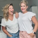 Saskia Thuot Instagram - Plus tôt, je jasais avec Lisanne et on a eu envie de vous gâter, faut dire que ça faisait un moment. Alors, Lisanne & moi, on vous offre un super cadeau à gagner pour prendre soin de vous💫 À gagner: . 1 soin OxyGeneo (mon préféré) . 150$ pour vous choisir des Balmy . Un coton ouaté T’es belle (oui enfin de retour) Pour participer, vous devez . Suivre @conceptdermoesthetique @balmy_towels & mon compte @saskiathuot . Aimez cette publication . Identifiez quelqu’un qui aimerait aussi tenter sa chance. . Partagez en story pour une chance de plus *Valeur totale 400$. Ce concours prend fin vendredi à midi. Il n’est aucunement relié à Instagram. Je communiquerai avec le.a personne gagnant.e par message privé. *fière ambassadrice et collaboratrice Bonne chance🫶🏼💫 Concept Dermo Esthétique