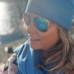 Saskia Thuot Instagram - Que j’ai aimé mes 22h passées là-bas. L’endroit est simplement merveilleux. Les plats sublimes. La vue à couper le souffle. Emmitouflée dans mon chandail, ma tuque et mes foulards aux couleurs joyeuses, j’ai capté quelques souvenirs. #pause #mondaymood #whynot @suzyshierofficial pour tuques, chandails et foulards cuties Endroit de rêve @manoirhovey