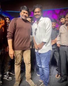 Sathvik Anand Bandela Instagram - THANKS GOD 🙏🙌 Chinapudu nenu @chiranjeevikonidela songs kee dance vese vadini,ayana vesina dress eh kavali ani golla chese vadini . Eeroju ayana naanu stage meedhaki pilichi nanu gurthu patti ashirvadhincharu,naaku Nijam gha namasakyam gha Ledhu 🥹 naaku ee goppa avakasani ichina maa director @sairazesh gariki elappudu runapadi untanu.Entho mandhi encourage cheyaka yagathali chesthuna days lo naa talent nee gurthinchi BABY ane goppa cinema lo nanu pettaru thanks sir 🥹— @chiranjeevikonidela sir nenu oka mamulu insta and YouTube lo videos cheskune vadini,meeru eh platform ithe enti talent unodini gurthistharu encourage chestharu 🥹 Asalu meeru nanu stage meedhaki ramani pilavatam naaku serious gha ipatiki ardham kavatledhu sir 🥹🙏 Love u sir 😍 Andhuke apukolekha hug cheseskunanu 🥹 Meeru maaku oka inspiration sir 🔥 Thanks sir 🙏 Nannu epudu support chese maa @sknonline sir kee @ananddeverakonda anna love u anna 😍 … eeroju nenu marchipoleni roju nanu istapade valla andharu entha happy gha untaro ani think chesthe ne mind pani cheytla… meelo okadini Eeroju ilaa unanu,meee prema valle 💖🙏