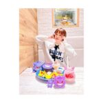 Satomi Sato Instagram - * * * * 「Pokémon Cafe」に行って来たよー💜💜 大好きなゲンガーのメニューを 堪能できるということで 超超頑張って予約をとりました…！笑 * * ぬいぐるみたちを連れてお出かけ。 こんなにガッツリした推し活は初めてで たくさん写真撮ったよ〜！！ わたしのカメラ唸ってたよ〜！！！ 余談ですが、三体の中で1番大きなゲンガーは 以前ポケセンでぬいぐるみを買おうとした際 上の棚にあったので何度かトライしたものの 手が届かずに取れなくて、諦めかけていたのを 外国人観光客の方が取ってくださったものなんです。 拙い英語でお礼を伝えたのですが、熱い感謝がご本人に 伝わってたらいいな…🥹とっても優しいお兄さんでした。 そんなあったかい思い出と共に ゲンガーにまみれてきたのだよー💜 ちなちな、真ん中のゲンガーはブラインド商品で モンスターボールの中にぎゅうぎゅうにされてた可愛いやつ。 小さいやつは、入店前にガチャガチャでゲットしました🥰 くぅ〜！可愛いねぇ。可愛いねぇ。 * * * 当日は楽しすぎて、終始体からハートが出ていたんじゃ なかろうか.｡oO💜💜💜 ご飯も美味しくて可愛くて美味しすぎて楽しくて、なんかもう きっと説明はいらない…。笑 この楽しそうな顔から色々感じ取ってください☺️ * * 写真はまだあるから、また思い出を載せるよー！ 待っててねー！！ * * * #ポケモン #ポケットモンスター #pokemon #pokemoncafe #ポケモンカフェ #ゲンガー #推し活 #可愛い #美味しい #大好き #biglove #💜 #佐藤聡美