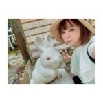 Satomi Sato Instagram - * * * ぼちぼち寒くなってきたので わたしの、なつのおもいで☀️ * * 行きたかった場所に行って お友達や親友と会って 念願の聖地に行ってきました🥁💛 * * 暑かったけど、楽しかったー！！ * * * * #夏 の #思い出 #行きたい場所 と #会いたい 人たち #やりたいこと #全て叶えて #ハッピー #💛 #聖地巡礼 #どこか #分かるかな ？ #🥁 #佐藤聡美