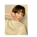 Satomi Sato Instagram - * * * 髪を切ってもらうとき 「なんだか、行ける気がするー！」 ってなるのそろそろ卒業したいです。ふふ。 佐藤さん、そろそろ 「もう気持ちやっちゃってください！」 って必ず言うのやめてもろて🥹（学ばない。） * * でも、今回は前髪もう少し いっちゃいたい感じもありました。← * * あと、ネイルを秋っぽくしてもらったのです。 紅茶みたいな色味で、とてもラブ♡ そんなこんなで、短くしたよ！がはは！！ 多分、今この家で1番髪が短いのはわし🙂 * * * * #ショート #ショートヘア #短すぎた #🙂 #でも #前髪は #もう少し短くしたかった #🥹 #近年稀に見る #佐藤聡美 の #ドヤ顔