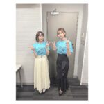Satomi Sato Instagram - * * * 9月9日に行われた 【アズールレーン6th Anniversary　Fes.】の 「アズナンデス！6周年の振り返りSP」に 登壇させていただきました✨ ご覧くださった指揮官の皆様、ありがとうございます♡ * * 少し久しぶりの #アズールレーン のイベントだったのですが ホーム感というか、帰ってきた感がすごくて…！ あたたかい現場だなと感動しておりました☺️ありがたや * * 「アズナンデス！」では6周年を振り返りましたが ものすごいイベントやコラボや新キャラクターの数に ただただ圧倒されました…！すごい！ 指揮官たちの色んなランキングは 世界が違いすぎて、ややプチパニック。。しゅごい。。。笑 私も、がんばろう…！ あと、最後に書いた欲ぼ…願望が叶うように 引き続き指揮官を業頑張ろう…！！笑 * * 一緒に登壇したクレマンソー役の天海由梨奈さんと ジャベリン役の山根希美さんと お写真撮ってもらっちゃいました☺️ （タイミング合わず３人一緒には撮れなくて、残念…💦） 天海さんは、ウマ娘でお会いした時から もう、声が素敵すぎて衝撃を受けて それ以来とても好きなんですけど まさかアズレンでご一緒出来るとは思わず…！ うれしかった…！！✨✨もちろん人柄も素敵すぎて 緊張のあまり2人の距離感が面白いことになっています🥹 山根さんは、登壇中も話しかけて下さったり ずっとフワフワにこにこしていて可憐でした…🥰 ジャベリン好きな私は密かに大興奮。笑 イベントでお話しされていた「ジャベリン弁当」✨ いつの日か実現されることを心から願っておりまする…！！！ たのしみだー！！🍱✨✨ * * はてさて。 今回は、衣装のTシャツがブルーだったのと 前回ローンイメージだったので 白龍をイメージした衣装とネイルにしてみました🤍 ネイルは、いつもお世話になっている センス天才的すぎるネイリストさんが模様や刀を 手描きで…手描きで…！✨すごい…！！ ありがとうございます😭✨✨ 髪も、白龍の画像を見ながら前髪の分け目とか横ハネを メイクさんが作ってくださりしてね。 本当に、沢山のスタッフの皆様方のお陰で 私は安心してキャラクターを背負って登壇できてるな。 と感じたのでした😭皆様に感謝…！ * * #等身大ヤドン や #ポケモン の大きなぬいぐるみが沢山で ウキウキしてる写真も置いておきますね！ふふふ！わーい！ * * そんなこんなで、毎回 ブログ…なの？？？ってくらい文章量なのに 読んでくれてありがとうございます。笑 白龍はコラボや新衣装もあるし ローンはフィギュアが発売になるので 指揮官、これからもアズールレーンをよろしくお願いしますね♡ 全部チェックしてくれないなんて そんなの、許せないよね！！！！！！！！！！！！！！！！！！ * * * #アズレン #アズレンフェス #アズレン6周年 #イベント #アスナンデス ！ #クレマンソー #天海由梨奈 さん #ジャベリン #山根希美 さん #指揮官 #いつもありがとう 🤍❤️ #また会いましょう #ローン #白龍 #佐藤聡美