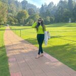Satya sri Instagram - OOTY BOTANICAL GARDEN #ilovethisplace❤️ #nature #satyasri #jabardasth_satyasri #actresssatyasri #tollywood #teluguqueen #instagood #botanicalgarden #satyasrifanforever #satyasristories Govt Botanical Garden Ooty