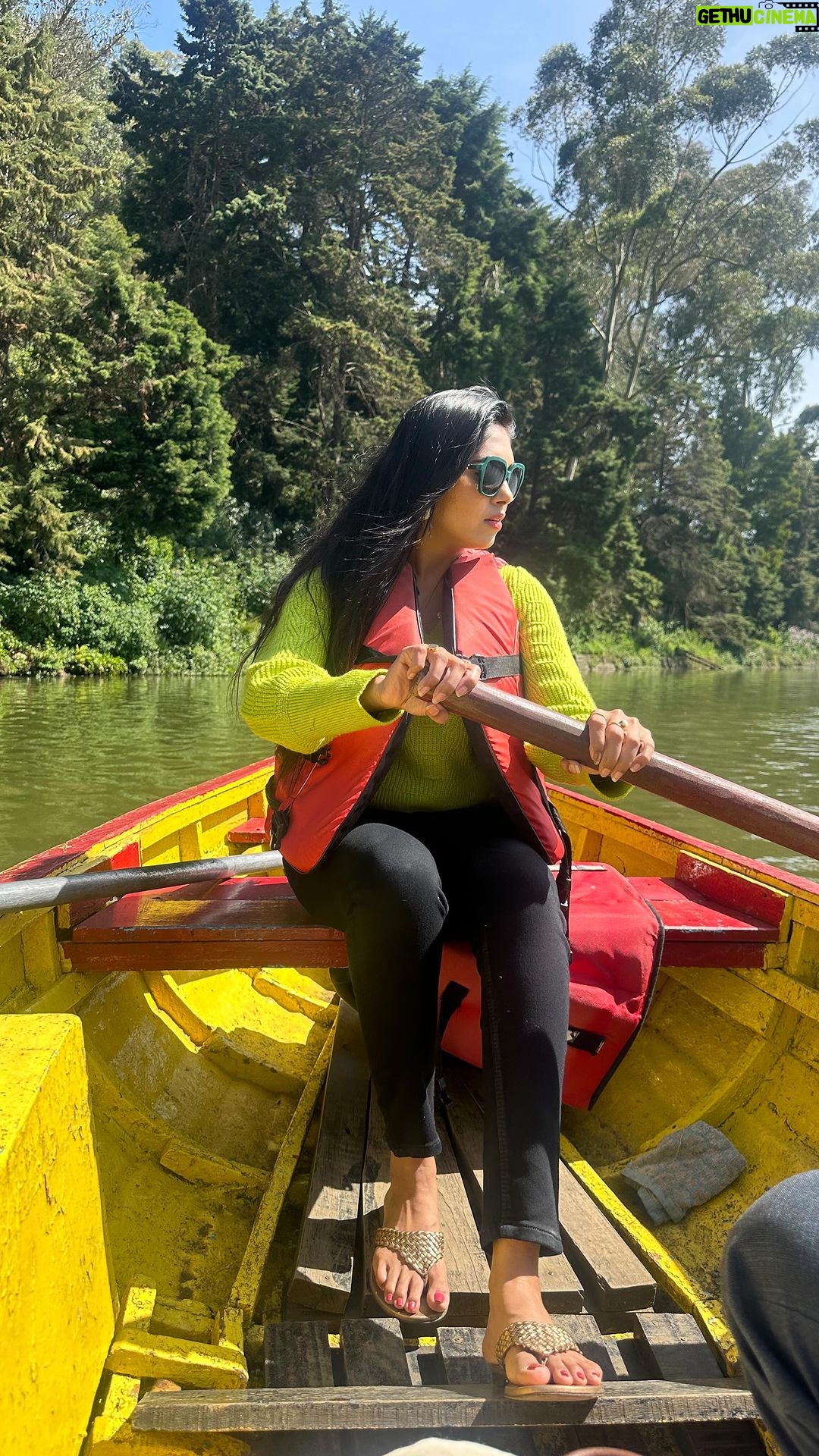 Satya sri Instagram - Iām on a boat Just me,my boat and the open lake š #ooty OOTY Lake Ooty Nilgiris Tamil Nadu India