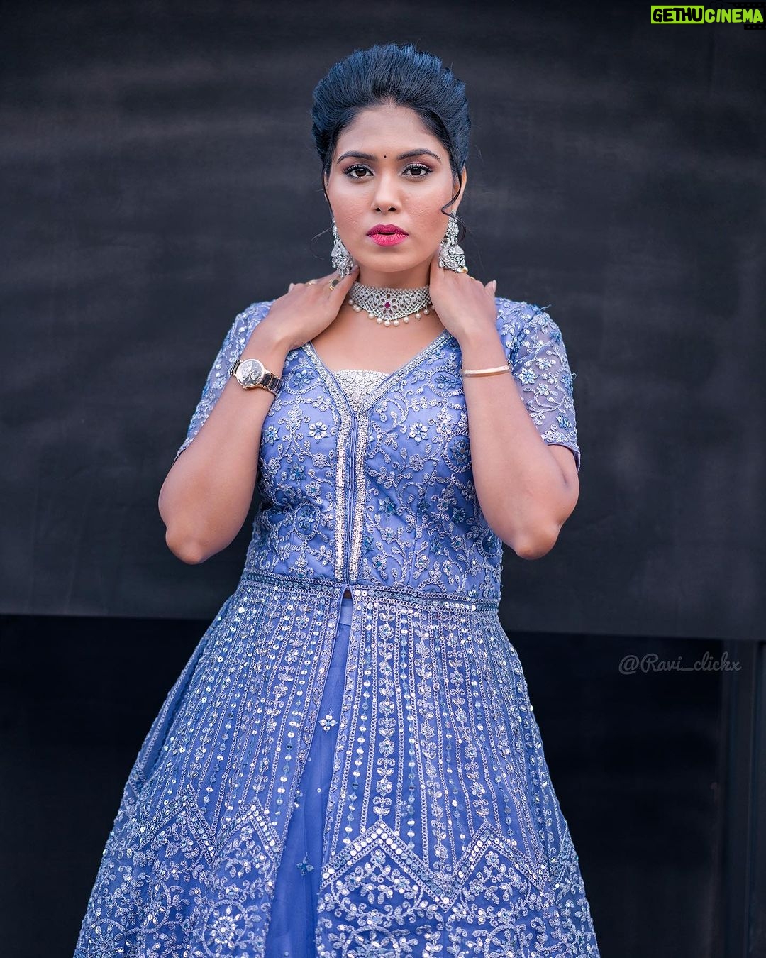 Satya sri Instagram - Dream big, sparkle more, shine bright π PC: @ravi_cross_clickx #satyasri #jabardasth_satyasri #actresssatyasri #tollywood #teluguqueen #instagood #behappy #bepositive #satyasrifanforever #satyasrifanforever
