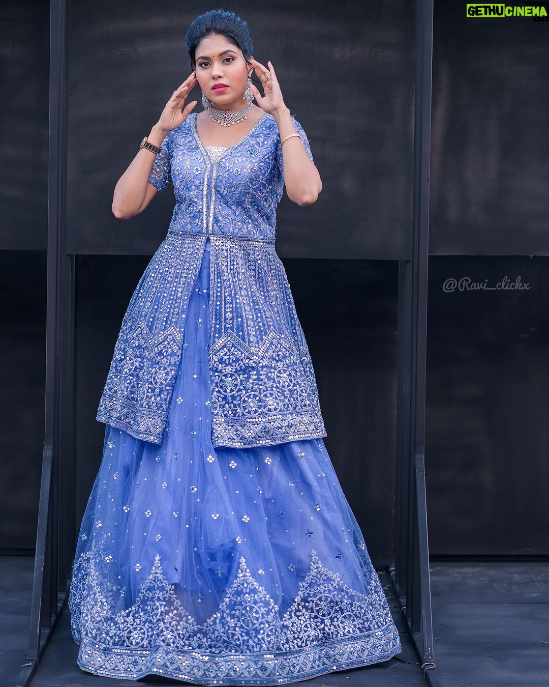 Satya sri Instagram - Dream big, sparkle more, shine bright π PC: @ravi_cross_clickx #satyasri #jabardasth_satyasri #actresssatyasri #tollywood #teluguqueen #instagood #behappy #bepositive #satyasrifanforever #satyasrifanforever