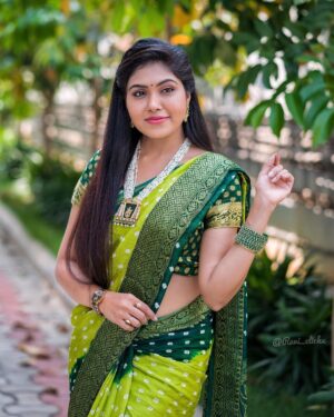 Satya sri Instagram - Believe in the power of your dreams🤟
Felling grand in green 💚

PC: @ravi_cross_clickx 

#satyasri #actresssatyasri #jabardasth_satyasri #tollywood #teluguqueen #instagood #greendress #bepositive #behappy #satyasrifanforever #satyasristories