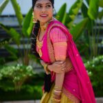 Satya sri Instagram - 🩷💚 #dasara2023 PC: @pics_by_3nethra Hair : @mahesh_bridal_makeovers Jewellery: @emmadi_silver_jewellery #satyasri #actresssatyasri #jabardasth_satyasri #tollywood #teluguqueen #bepositive #behappy #instagram #satyasrifanforever #satyasristories