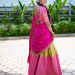 Satya sri Instagram - 🩷💚 #dasara2023 PC: @pics_by_3nethra Hair : @mahesh_bridal_makeovers Jewellery: @emmadi_silver_jewellery #satyasri #actresssatyasri #jabardasth_satyasri #tollywood #teluguqueen #bepositive #behappy #instagram #satyasrifanforever #satyasristories