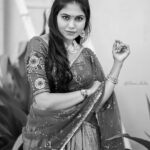 Satya sri Instagram – The love lavender is to feel intensely alive 💜🤍

PC: @ravi_cross_clickx 

#satyasri #actresssatyasri #jabardasth_satyasri #instagram #lavender #happiness #positivity #satyasrifanforever #satyasristories