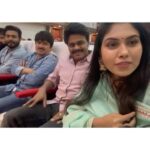 Satya sri Instagram – About last night at  Guntur…. @director.bobby sir valla NANNA GARU 
MOHANRAO GARI GYAPAKARDAM 
ALLU RAAMALINGAYYAGARI SATHA JAYAMTHI SAMDHARBHARM GA 
AAHWANA NAATAKOTSAWALU PROGRAM 

Thank you for inviting me for this wonderful program 
Sir @director.bobby garu I am very blessed to be part of this sir 🙏🙏
An Thq  @chammakchandra_official 
@iamgetupsrinu 
@mesapthagiri 
@rocket_raghava_official