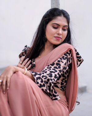 Satya sri Instagram - 🫶⚡️

PC: @ravi_cross_clickx 

#satyasri #jabardasth_satyasri #actresssatyasri #tollywood #teluguqueen #instagood #bepositive #hyderabad #satyasrifanforever #satyasristories