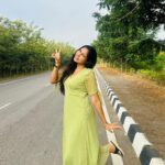 Satya sri Instagram - Finally….💚 #satyasri #jabardasth_satyasri #actresssatyasri #tollywodd #teluguqueen #reelsinstagram #behappy #bepositive #satyasristories #satyasrifanforever #satyasrifangirl