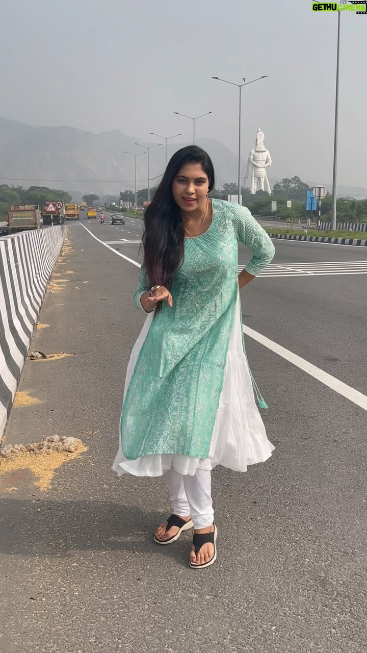 Satya sri - 55K Likes - Trending 🫶
#satyasri #jabardasth_satyasri #actresssatyasri #reel #instagood #tollywood #teluguqueen #satyasrifanforever #satyasristories