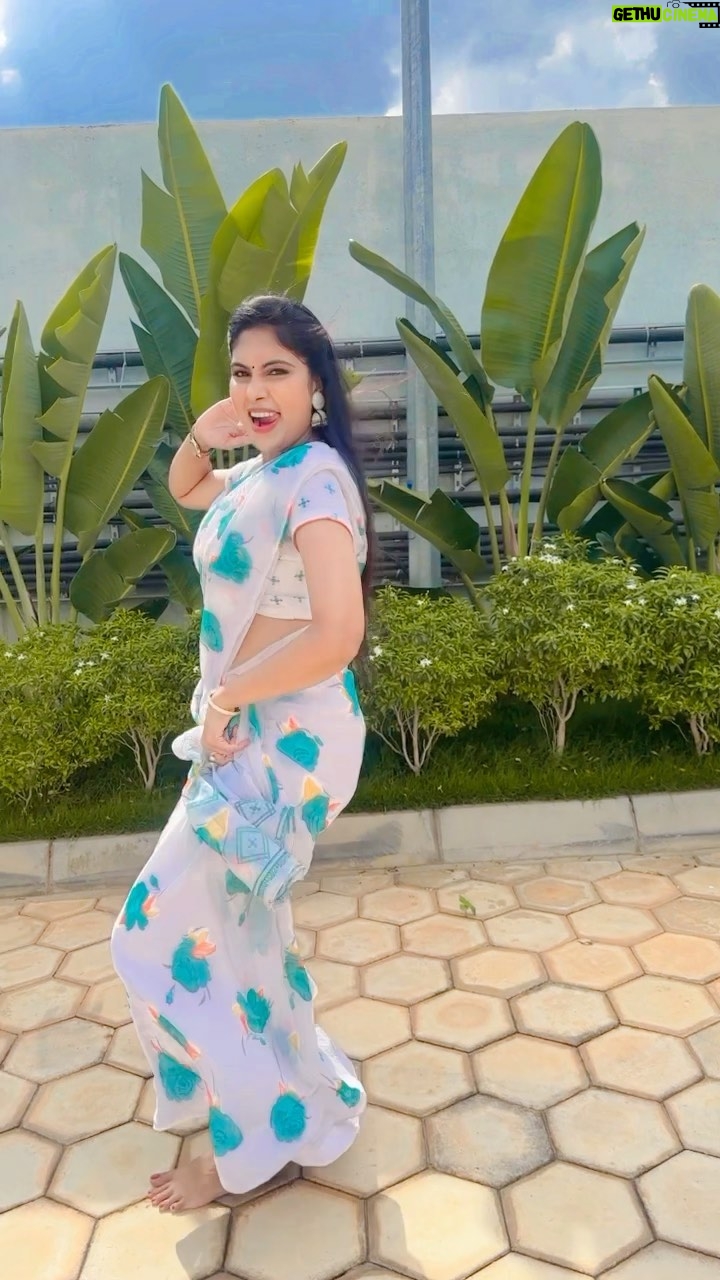 Satya sri - 33K Likes - #lingilingilingidi #treding
#satyasri #actresssatyasri #jabardasth_satyasri #instagood #reels #satyasrifanforever #satyasristories
