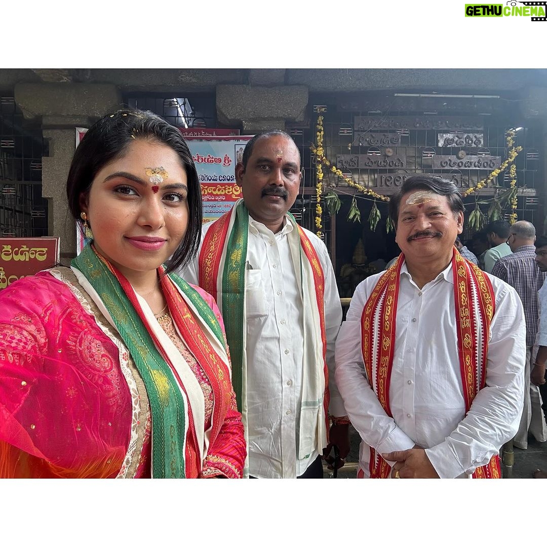 Satya sri Instagram - Here’s to the final moments of 2023 end with devotional moments….. Wrapping up 2023 with a heart full of gratitude! To my incredible audience, your support has been my greatest blessing. Thank you for being with me through the highs and lows. Here's to more adventures, milestones, and shared moments in the coming year Humbled and honored to be a guest at AMARALINGESWARA TEMPLE ! Immensely grateful to the temple officials CEO OF TEMPLE GOPI GARU and SAHA HRUDAYA FOUNDATION SRINIVAS GARU for their warm welcome and hospitality. Thank you" #Grateful #YearEndThanks #CheersTo2024 #gratitude #TempleBlessings #thankyou