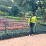 Satya sri Instagram - OOTY BOTANICAL GARDEN #ilovethisplace❤️ #nature #satyasri #jabardasth_satyasri #actresssatyasri #tollywood #teluguqueen #instagood #botanicalgarden #satyasrifanforever #satyasristories Govt Botanical Garden Ooty