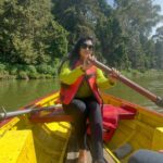 Satya sri Instagram - SMELL THE LAKE, FEEL THE SKY, LET YOUR SOUL, AND SPIRIT FLY🫶 #ootylake #satyasri #jabardasth_satyasri #actressatyasri #instagood #tollywood #teluguqueen #ooty #bepositive #behappy #satyasrifanforever #satyasristories OOTY Lake Ooty Nilgiris Tamil Nadu India