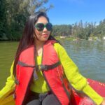 Satya sri Instagram - SMELL THE LAKE, FEEL THE SKY, LET YOUR SOUL, AND SPIRIT FLY🫶 #ootylake #satyasri #jabardasth_satyasri #actressatyasri #instagood #tollywood #teluguqueen #ooty #bepositive #behappy #satyasrifanforever #satyasristories OOTY Lake Ooty Nilgiris Tamil Nadu India