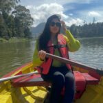 Satya sri Instagram - SMELL THE LAKE, FEEL THE SKY, LET YOUR SOUL, AND SPIRIT FLY🫶 #ootylake #satyasri #jabardasth_satyasri #actressatyasri #instagood #tollywood #teluguqueen #ooty #bepositive #behappy #satyasrifanforever #satyasristories OOTY Lake Ooty Nilgiris Tamil Nadu India
