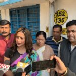 Sayantika Banerjee Instagram - ১৫/১২/২৩- বাঁকুড়া- মাননীয়া মুখ্যমন্ত্রী মমতা বন্দ্যোপাধ্যায়ের দৃষ্টান্ত সৃষ্টিকারী জনকল্যাণমূলক প্রকল্প জনগণের দরকার তাই দুয়ারে সরকার #pasheachibankura Bankura