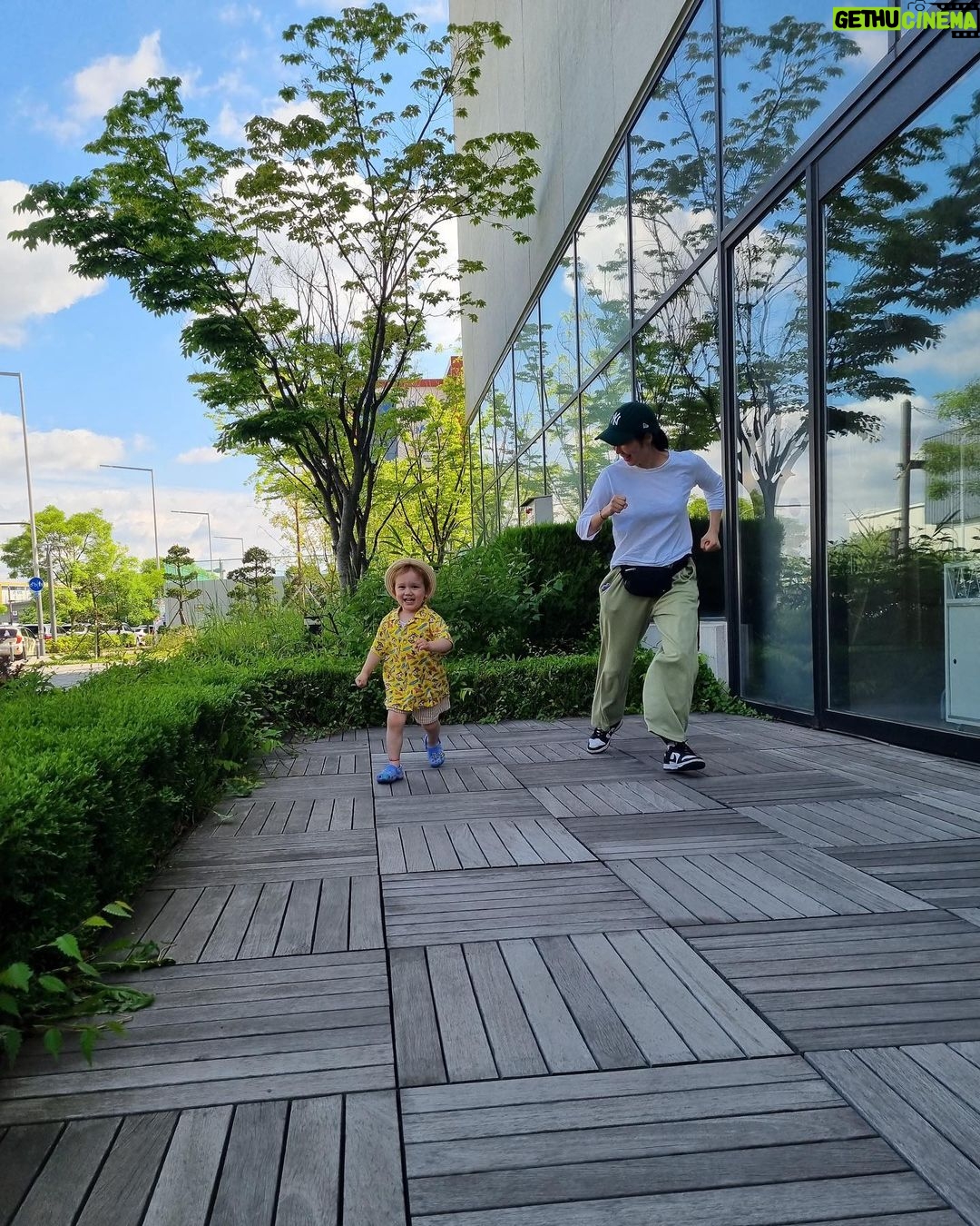 Sayuri Fujita Instagram - 여름이다.하늘도 예쁘고 여름냄새가 난다. 夏のにおいがした。Summer vibes🌞