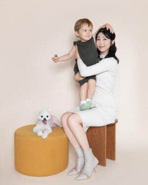 Sayuri Fujita Instagram - Family photos. Mom. Zen Oriko Saran가족 사진. 엄마 젠 오리코 사랑 家族写真　#familyphotography