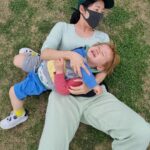 Sayuri Fujita Instagram - 아들과 한강에서 축구 ⚽️ 앞으로 축구도 야구도 럭비도 함께 할수있으면 좋겠다. Soccer practice with my son by the Han River ⚽️息子とサッカー。👍🏾サッカーも野球もラグビーも一緒にやれたらいいな。楽しみ。 Han River Seoul