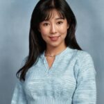 Sayuri Fujita Instagram - Hello. My name is lily🇺🇸 🩵🩵AI로 만든 90년대 미국 졸업 사진🔹My graduation photos as made by AI to look like the 1990s.AIで作ったアメリカ90年代卒業アルバム写真🔹
