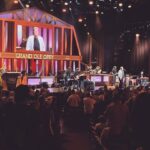 Scott Borchetta Instagram - Love seeing standing ovations for our artists at the @opry!! 👊 @garylevox, you deserve it all! 👏#WorkingOnSunday #Opry #OneOnOne Grand Ole Opry