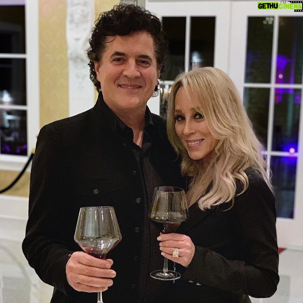 Scott Borchetta Instagram - I am so proud of my beautiful (and talented) wife, Sandi Spika Borchetta, for stepping out of her creative world and onto the dance floor to support Safe Haven, the premier shelter-to-housing program that accommodates families facing homelessness in Middle Tennessee. Sandi will be “Dancing For Safe Haven” and we are all asking YOU to help this incredible organization. There are countless donation opportunities and any amount helps! We are thrilled to contribute some exclusive experiences – including a recording contract with @BigMachineLabelGroup! 🎙 The money we raise will directly benefit @SafeHavenTN and their work to make a positive impact on families experiencing homelessness. This organization and event are important to us, which is why we are also proud to announce that @MusicHasValue is a presenting sponsor of the event. Hope to see you April 28, 2023 at the Omni Hotel in Nashville, TN to cheer and support Sandi. 👊 Visit the link in my bio to donate and learn more about the exclusive experiences to support Safe Haven. #dancingforsafehaven #safehaventn #endfamilyhomelessness #keepingfamiliestogether