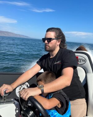 Scott Disick Instagram - Labor Day weekend was a good 1! Nothing like fam bam