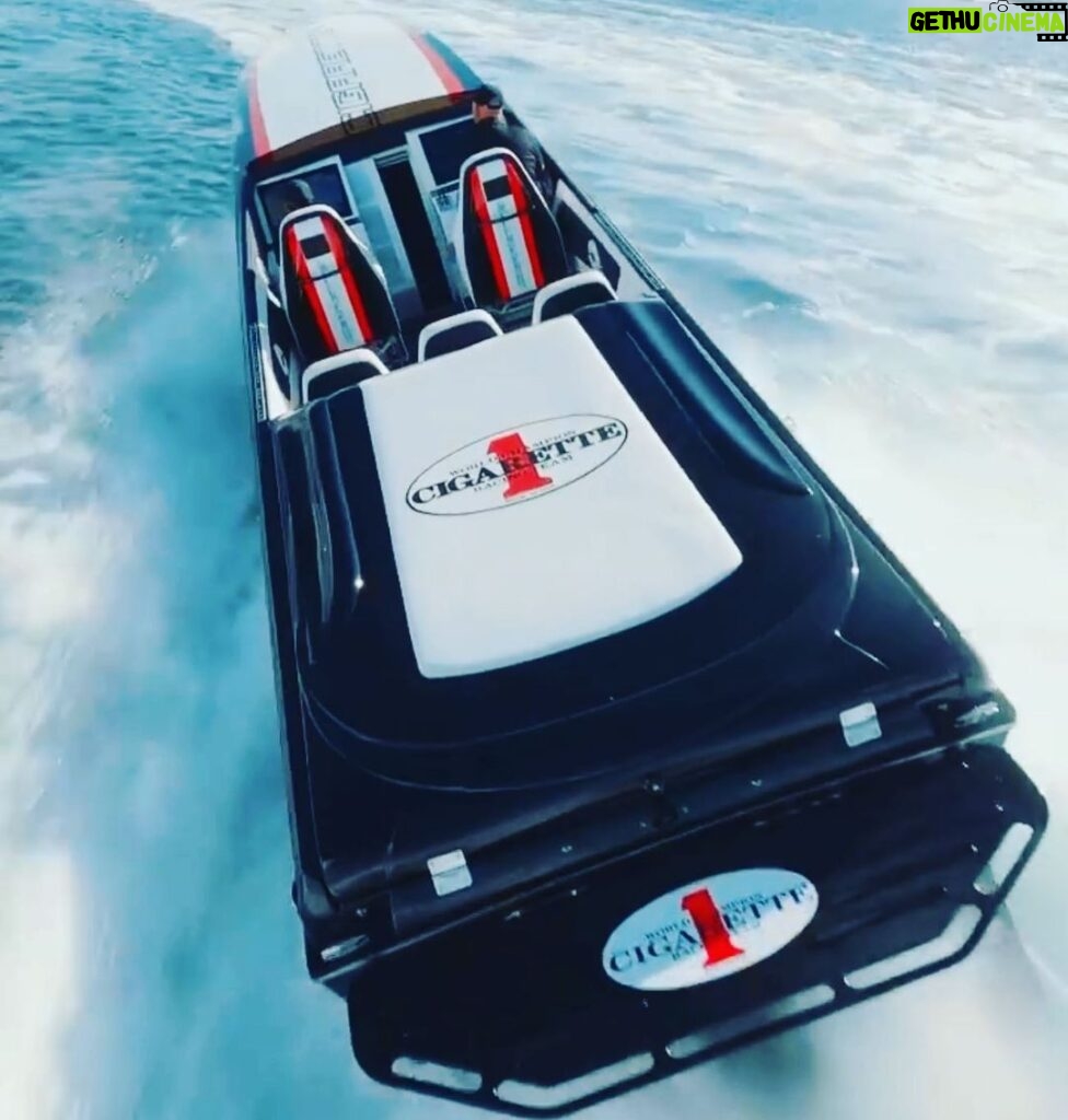 Scott Disick Instagram - The only way to travel on water @cigaretteracingteam