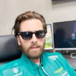 Scott Disick Instagram - Hey guys go follow @g_g_timepieces for epic watches and luxury. They found the exact watch I had been searching for at an amazing price! They are also doing a Rolex giveaway so be sure to follow them and comment on their post to enter 2 win a FREE Rolex!