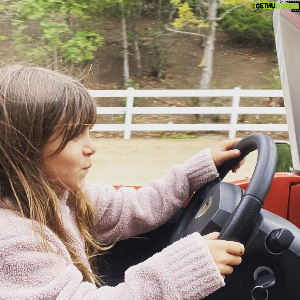 Scott Disick Instagram - Driving miss poosh