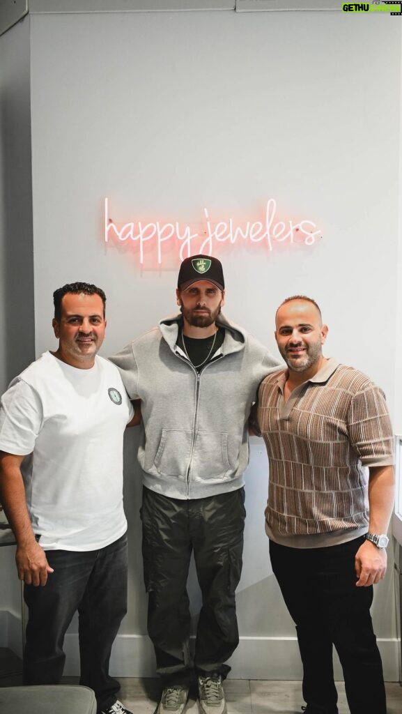 Scott Disick Instagram - It’s all fun and games until @letthelordbewithyou shows up! #happyjewelers Happy Jewelers